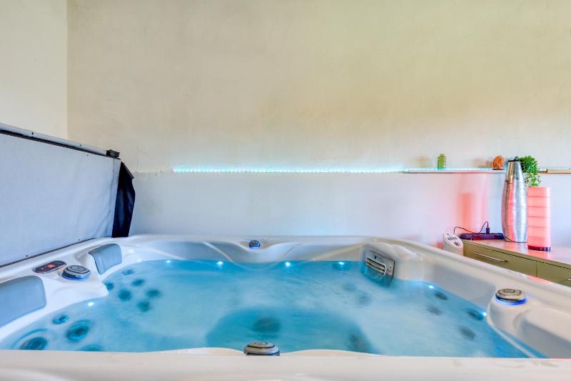 Chambre spa privé Arles campagne - image 19