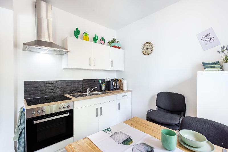 Tiny Home - image 19