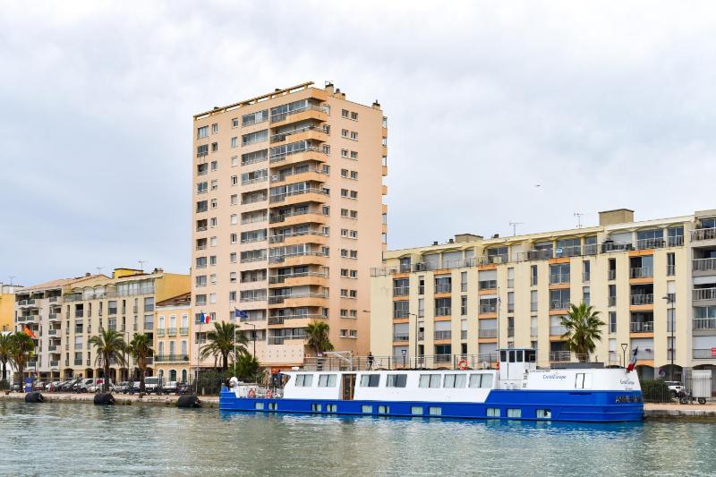 F4 Traversant 75m2 Avec Garages - image 16