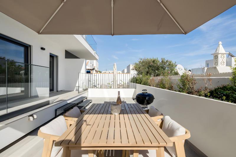 Spacious T2 With Luxury Terrace - image 8
