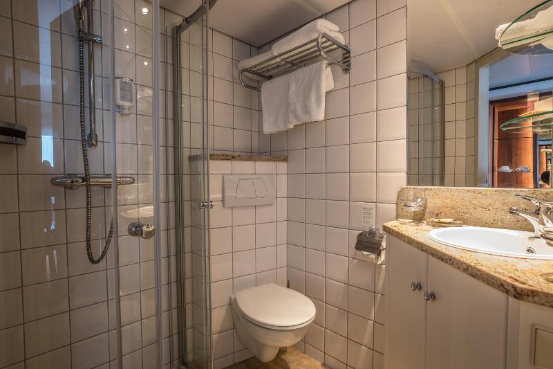 VIVA RIVERSIDE Köln-Deutz - image 16