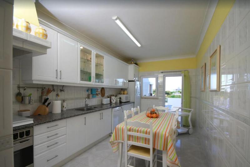 Villa Meia-praia - image 32