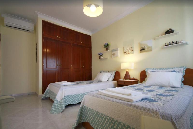 Villa Meia-praia - image 8