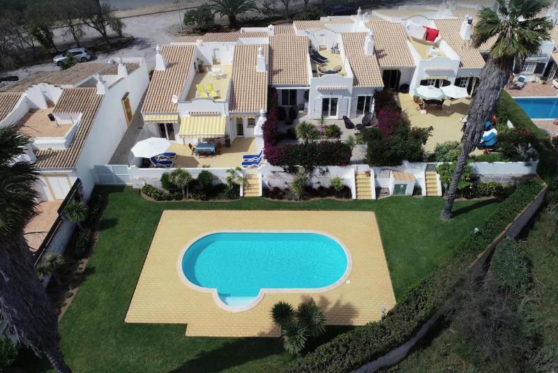 Villa Meia-praia - image 18
