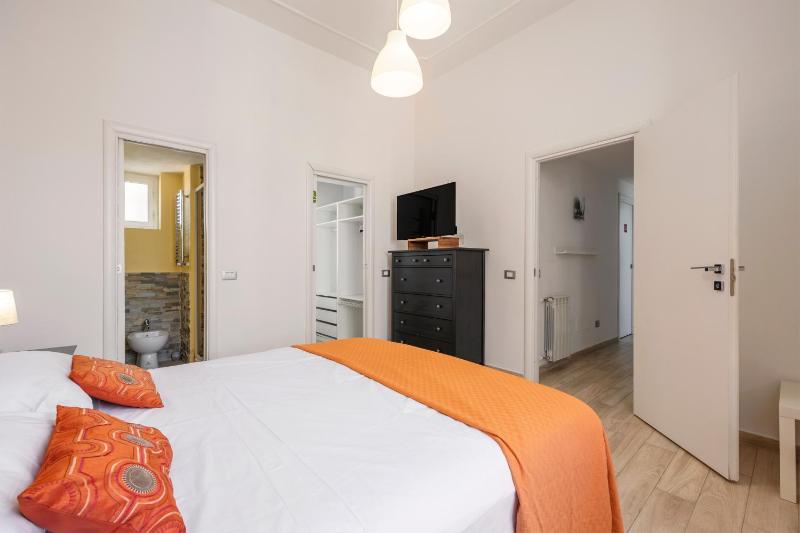 Fb House - image 11