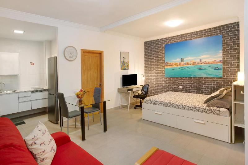 Beach Studio Apartment Canteras - image 5