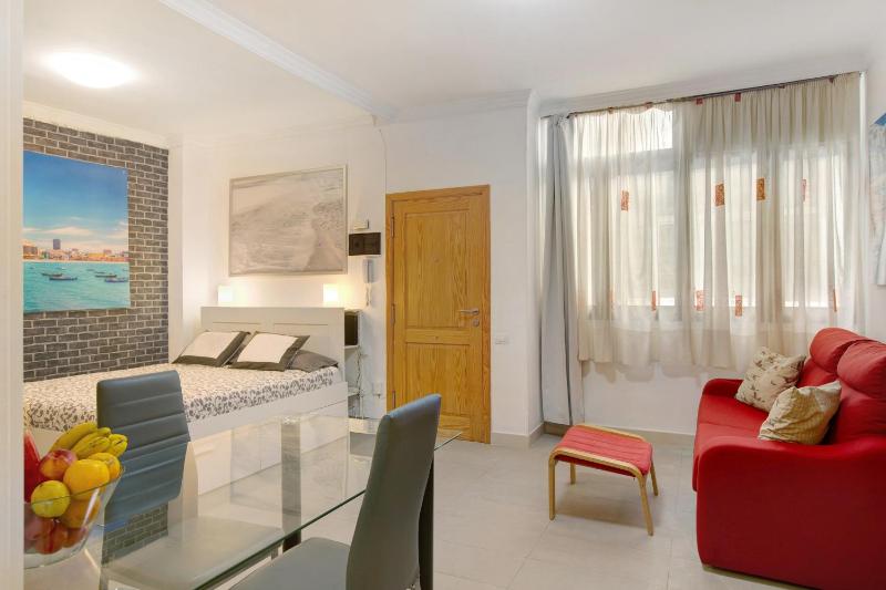 Beach Studio Apartment Canteras - image 11