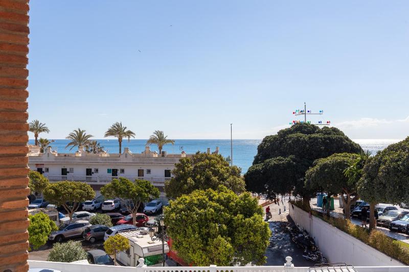 Lovely seaview apartment - image 29