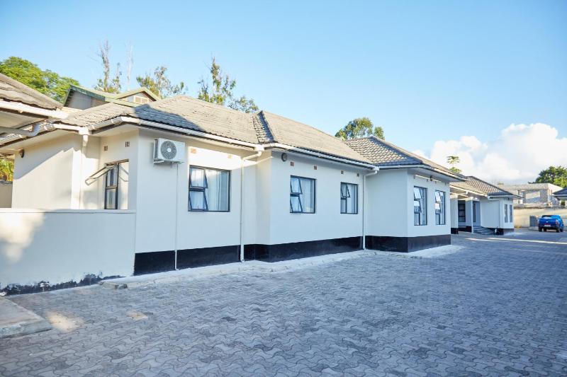 Estate Lite - image 3