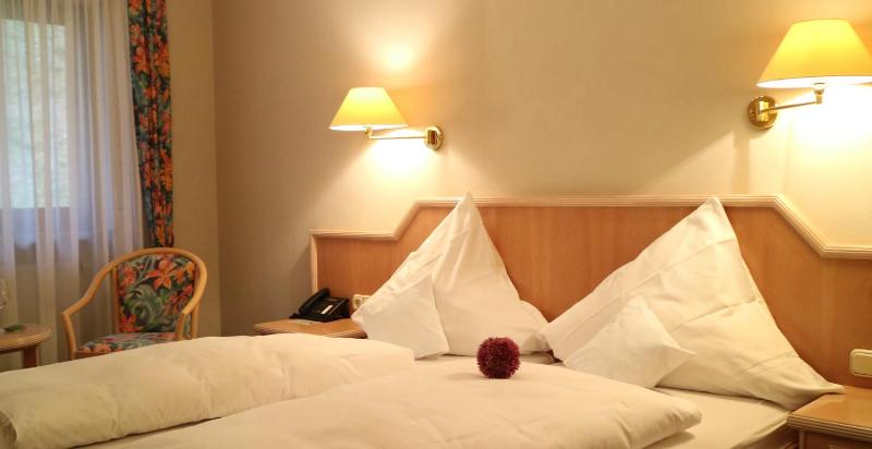 Double Room image 2