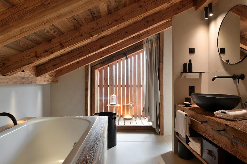Chalet Enigma - image 22