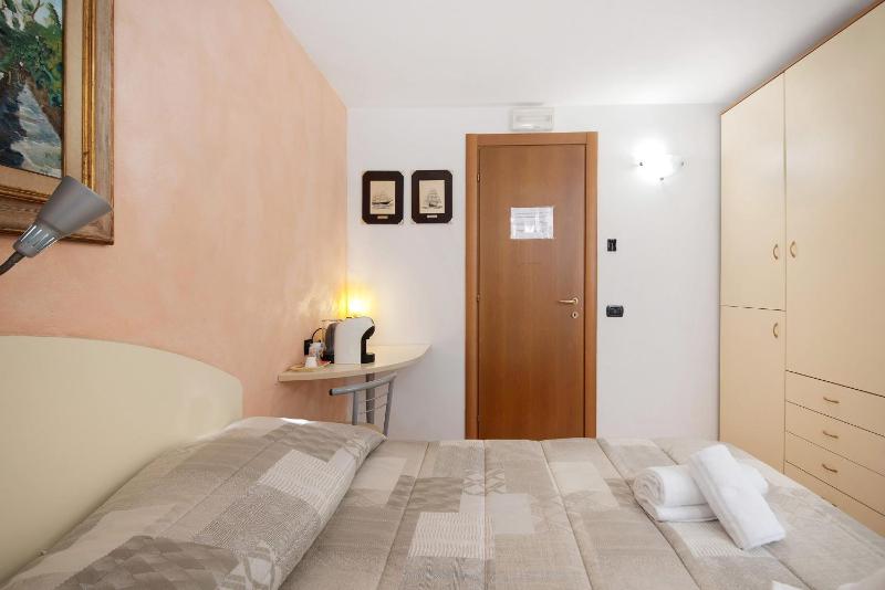 Affittacamere Monica - image 32