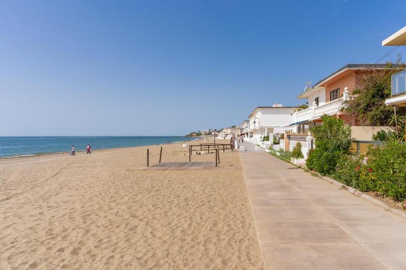 Apartamento Butiplaya - image 9