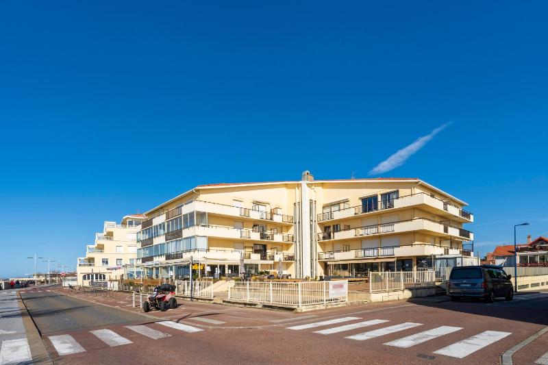 2 à 4p - Charmant studio vue Ocean - image 22