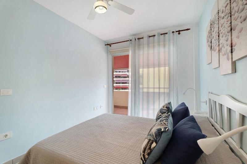 Sol y Mar - image 10
