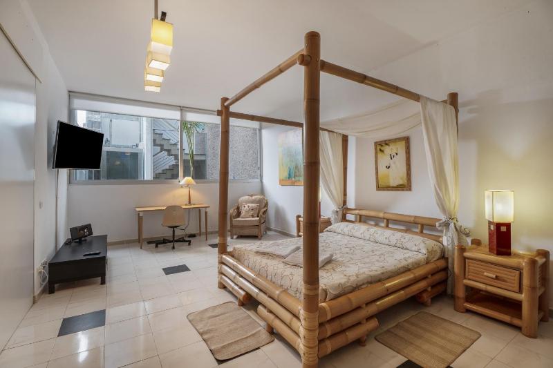 Villa Playa del Duque - image 14