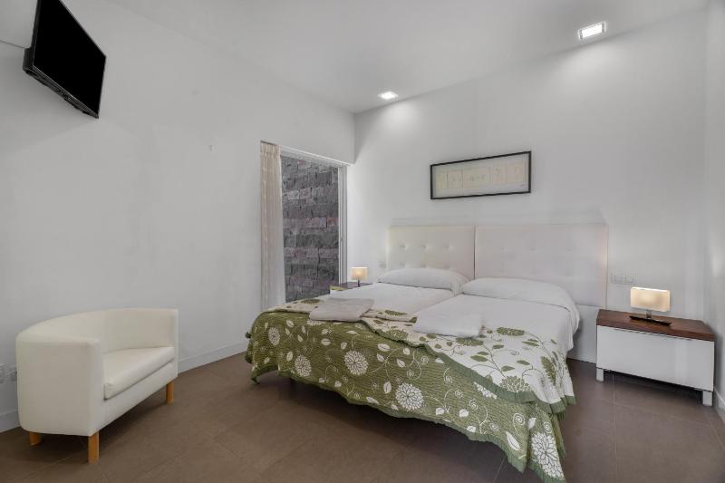 Villa Playa del Duque - image 7