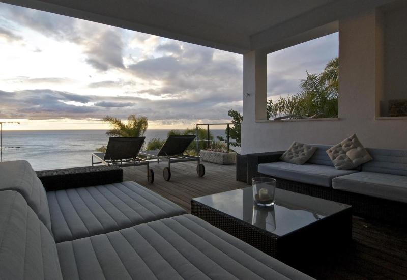 Casa Geniol Luxury villa - image 2