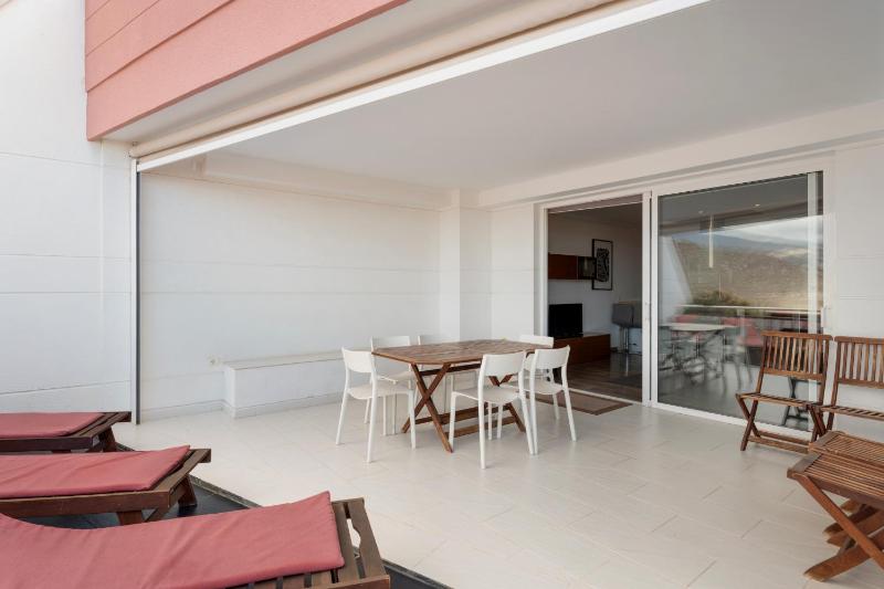 Apartment 3 Bedrooms Heated Pool - image 20