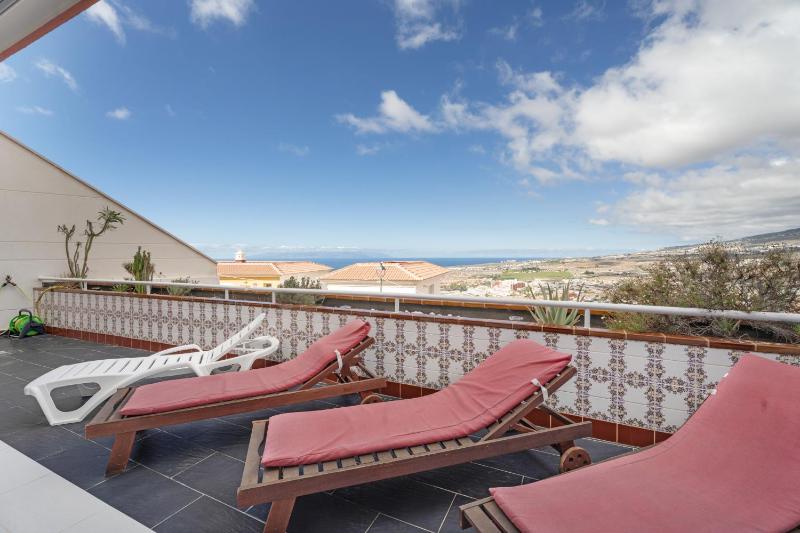 Apartment 3 Bedrooms Heated Pool - image 21