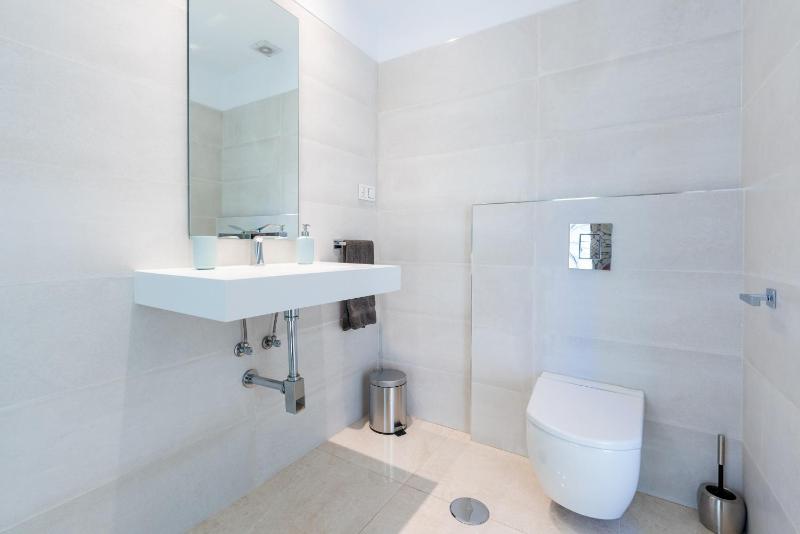 La Rosa Home - image 19