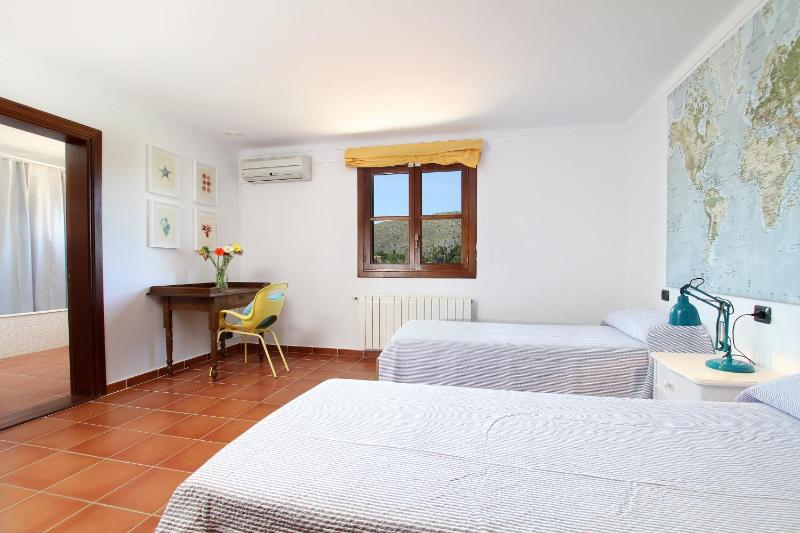Can Seguinot - image 32