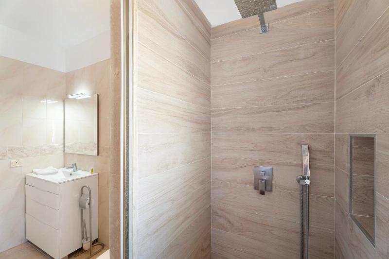 House Carla Private Pool Heated - image 13