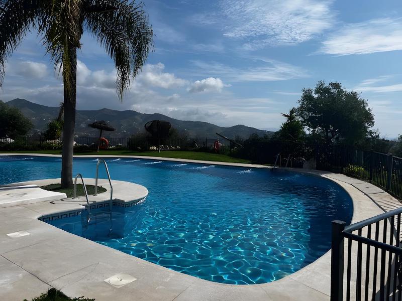 Five Star Villa with Heavenly Views - image 28
