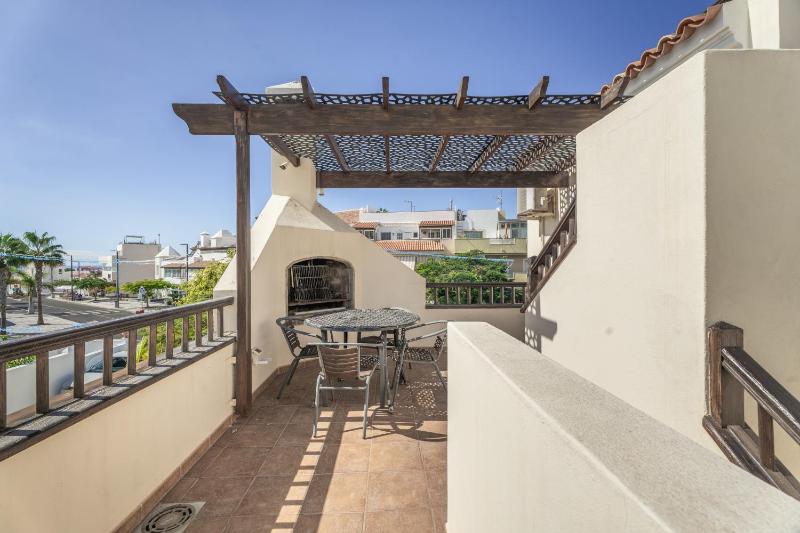 La Caleta Seaside Villa With Pool - image 26