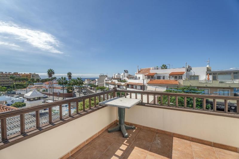 La Caleta Seaside Villa With Pool - image 2