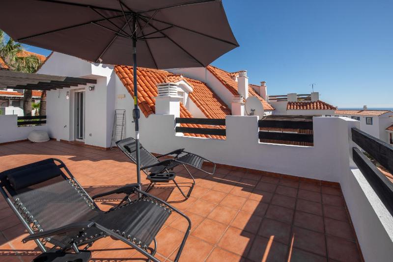 Atico Duplex con terraza - image 10