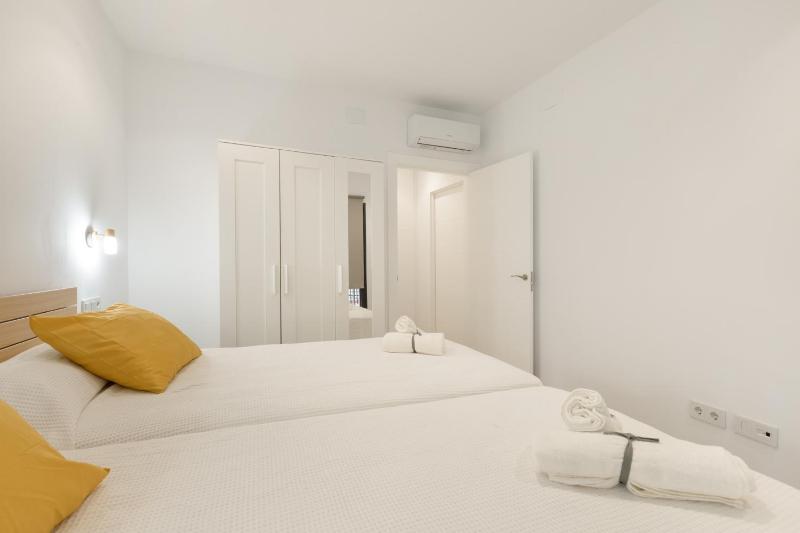 Begobe Room - image 11