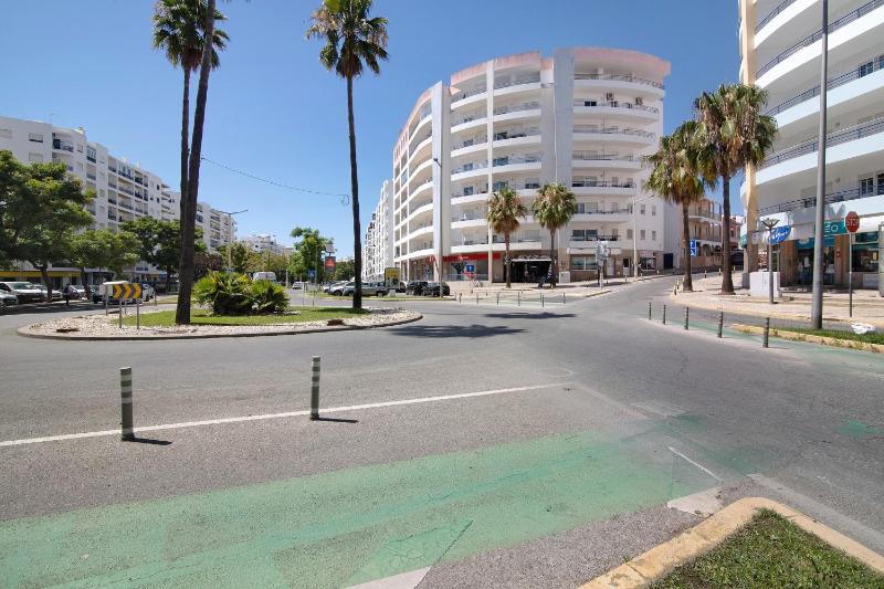 Quarteira Beach iii - image 19