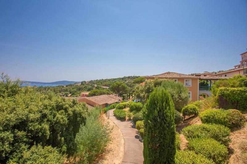 Grimaud 4 personnes clim vue mer - image 7