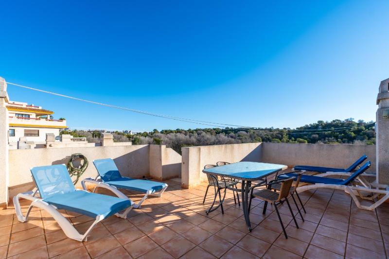 Nice apartment in a wonderful area - image 14