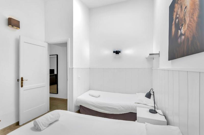 Villa con piscina privada - image 21