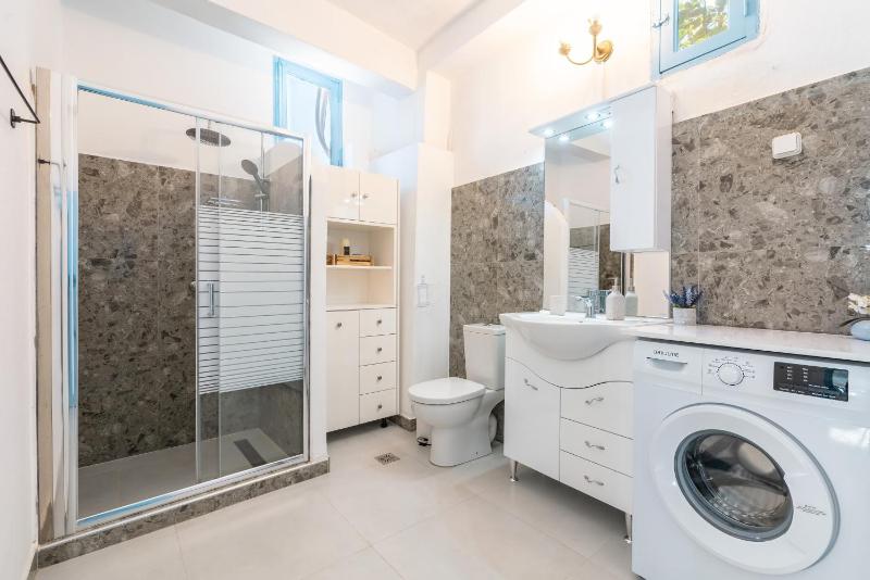 Katia's Home - image 7