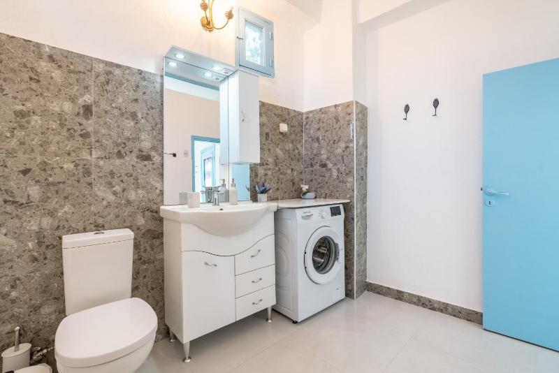 Katia's Home - image 16