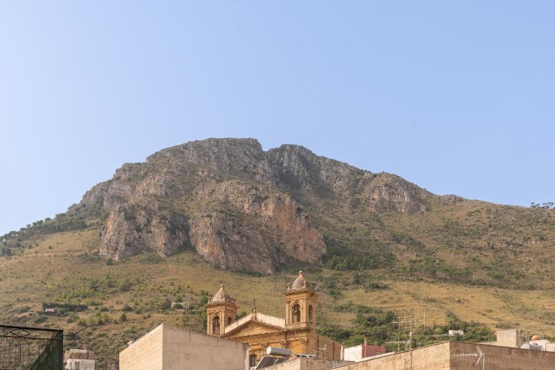 Seacastle Sicily - image 10