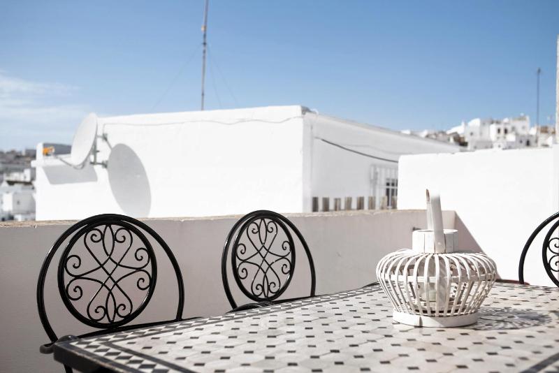 Sunny Rustic Townhouse - image 17