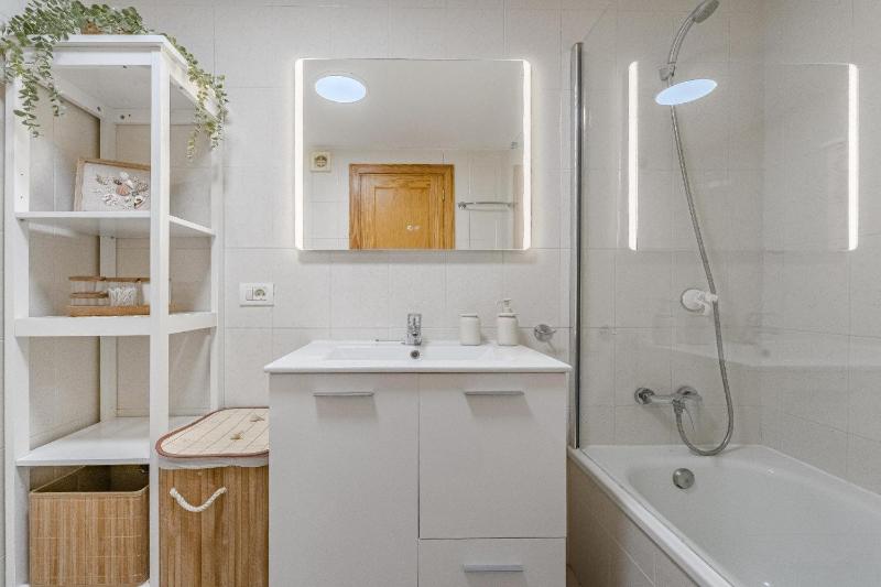 Playa La Arena 2 Bed Apartment - image 4