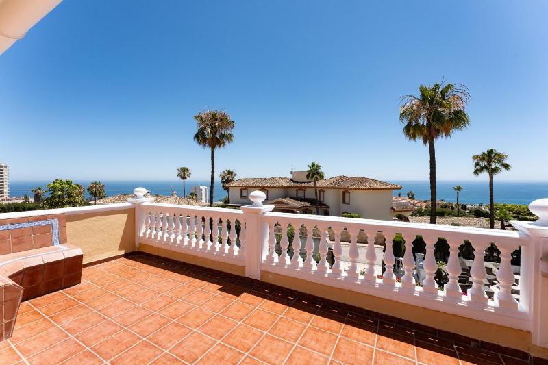 Rustic Spanish Villa Saltwater Pool - image 11