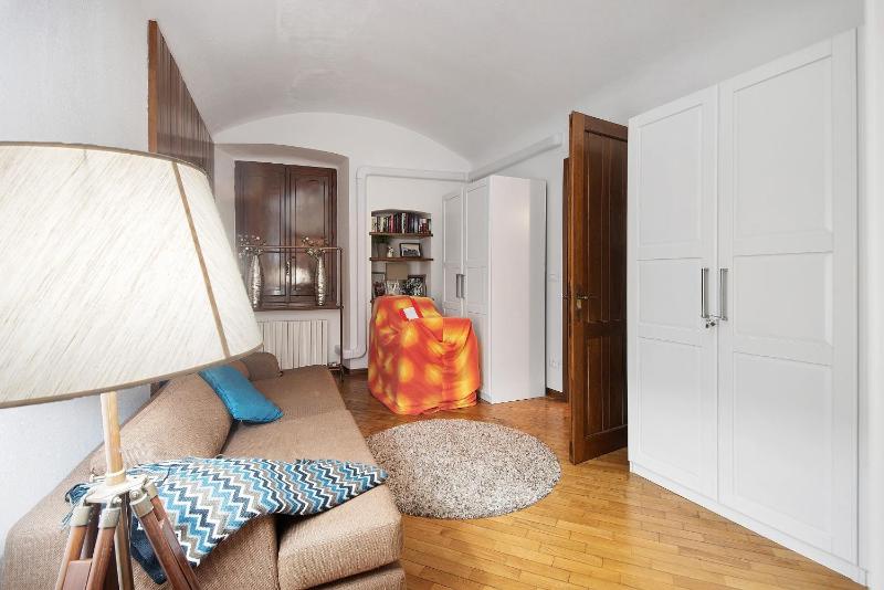 City Apartment On The Beach - image 25