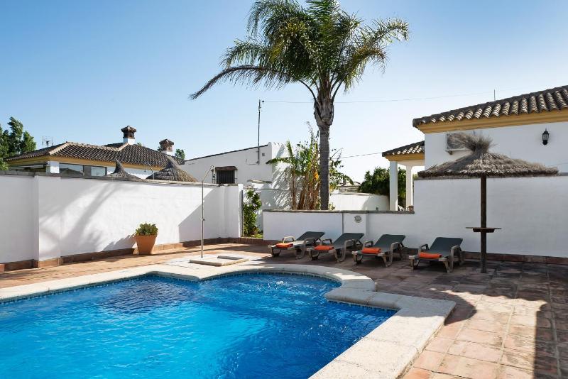 Casa Villanueva 4 - Sólo Familias - image 1