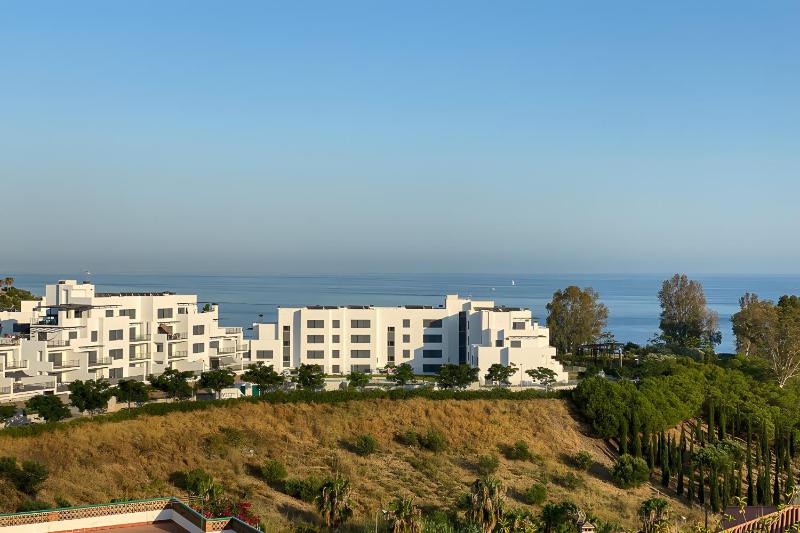 Beach Apartment with Pool Terrace - image 30