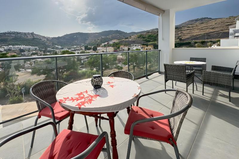Beach Apartment with Pool Terrace - image 9