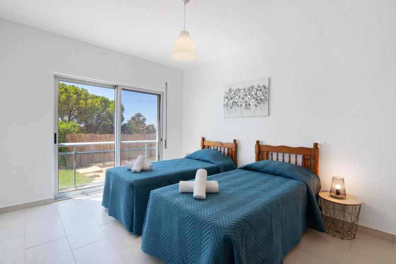 Sunrise House - image 12