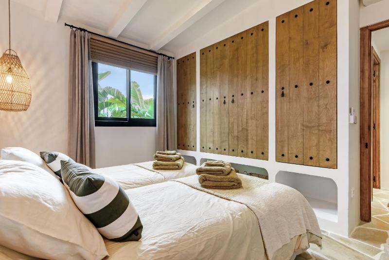 Las Brisas - image 4