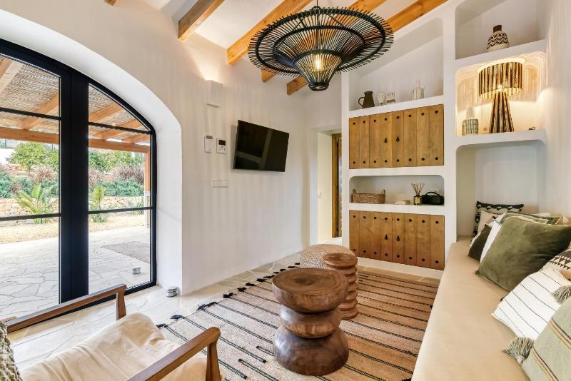 Las Brisas - image 32