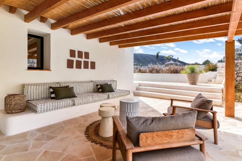 Las Brisas - image 7